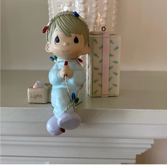 PRECIOUS MOMENTS bundle/8 ~ 7 Christmas ornaments & 1 stocking holder - Picture 2 of 15